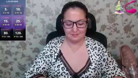 Snapshot of miya_sexasian chatting on 12/07/24, 11:56 Miya asian online show from 12/07/24, 11:56