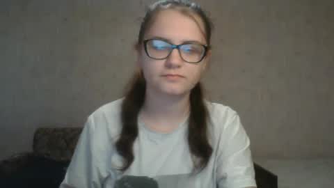 Milana online show from 12/18/24, 10:19