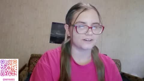 Milana online show from 10/06/25, 11:29