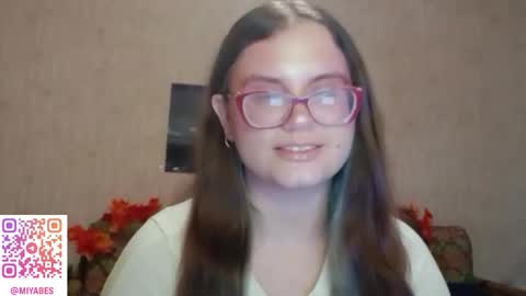 Milana online show from 10/10/25, 01:43