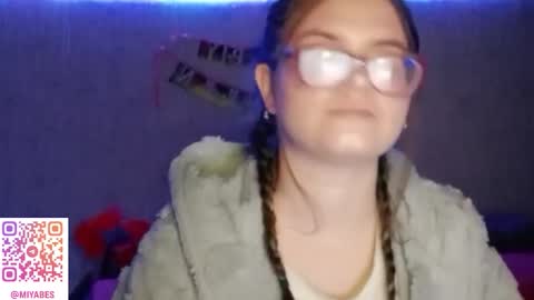 Milana online show from 11/04/25, 05:23