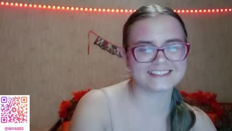 Milana online show from 11/28/25, 05:15