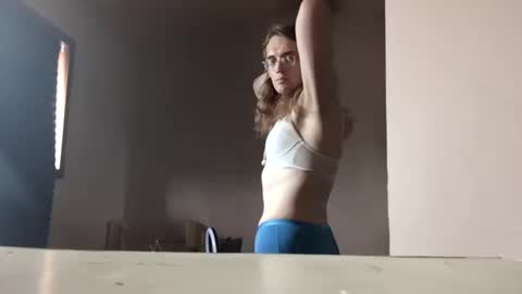 miyahw803 online show from 10/14/25, 10:43