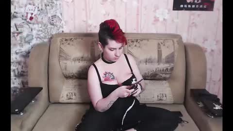 Snapshot of miyaway chatting on 12/14/25, 08:35 Miya Weekend this week Wednesday and Thursday online show from 12/14/25, 08:35