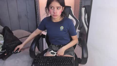 miyu_komori online show from 03/03/26, 12:55