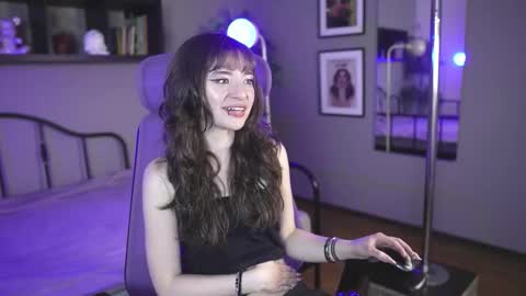 miyuki_wolf online show from 12/04/25, 09:12