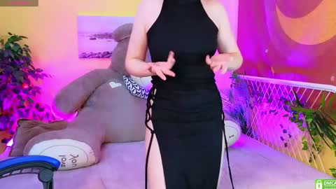 Snapshot of mizukinoyoru chatting on 02/24/25, 08:36 Mizuki online show from 02/24/25, 08:36