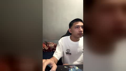 Snapshot of mizukix300 chatting on 03/21/26, 06:29 mizukix300 online show from 03/21/26, 06:29