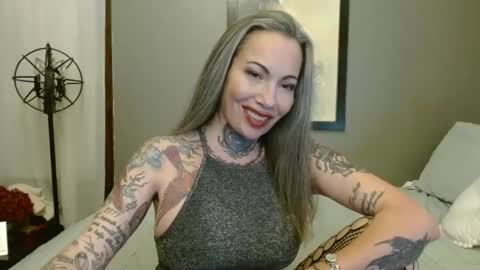 MizXtrix online show from 03/08/25, 04:34