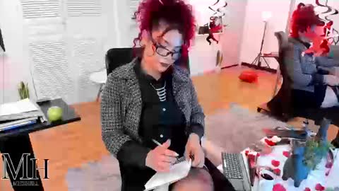 mizzhell_ online show from 09/20/25, 01:45