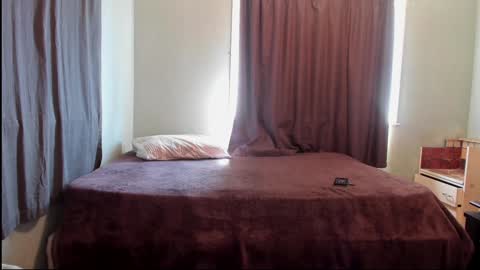 Snapshot of mizzkittay chatting on 01/03/25, 02:54 MizzKittay online show from 01/03/25, 02:54