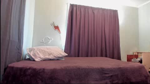 Snapshot of mizzkittay chatting on 01/10/25, 06:31 MizzKittay online show from 01/10/25, 06:31