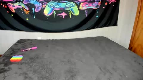 Snapshot of mizzkittay chatting on 01/22/25, 07:25 MizzKittay online show from 01/22/25, 07:25