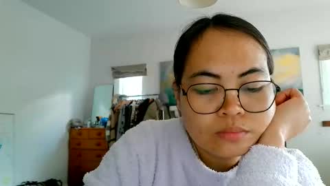 Snapshot of mizzmay chatting on 11/16/25, 02:50 Mizzmay online show from 11/16/25, 02:50