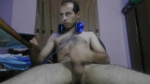 Snapshot of mj9800 chatting on 09/08/25, 11:59 mahmoud online show from 09/08/25, 11:59