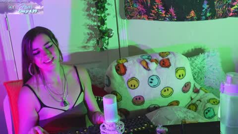 Snapshot of mj_vodkagirls chatting on 01/07/25, 06:24 Hera Tethra Bathtub stream 20k followers Ask about our custom videos3 online show from 01/07/25, 06:24