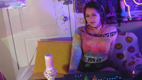 Snapshot of mj_vodkagirls chatting on 01/09/25, 01:45 Hera Tethra Bathtub stream 20k followers Ask about our custom videos3 online show from 01/09/25, 01:45