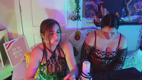 Snapshot of mj_vodkagirls chatting on 01/28/25, 02:10 Hera Tethra Bathtub stream 20k followers Ask about our custom videos3 online show from 01/28/25, 02:10