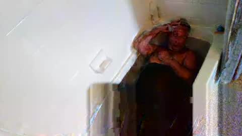 Snapshot of mjeffrey460699861 chatting on 10/28/25, 01:36 mjeffrey460699861 online show from 10/28/25, 01:36