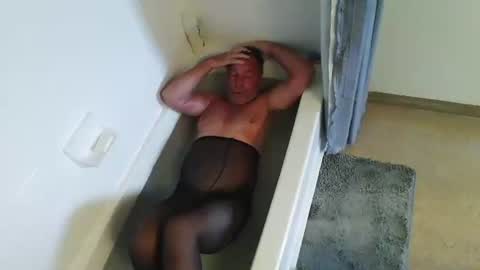 Snapshot of mjeffrey460699861 chatting on 04/07/26, 01:22 mjeffrey460699861 online show from 04/07/26, 01:22