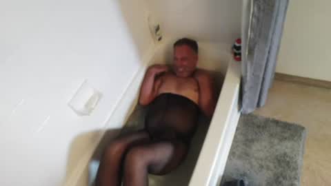 Snapshot of mjeffrey460699861 chatting on 07/19/26, 01:59 mjeffrey460699861 online show from 07/19/26, 01:59
