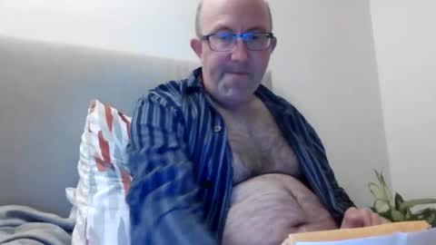 mjm19742025 online show from 05/13/26, 07:22