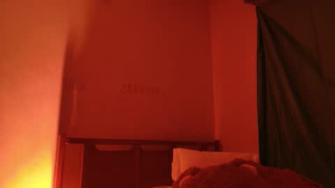 MoonLipson online show from 03/17/26, 02:16