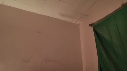 MoonLipson online show from 05/19/26, 01:00