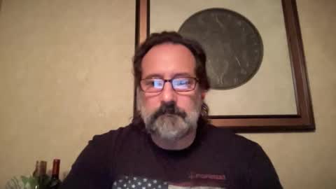 Snapshot of mmancini13 chatting on 10/15/25, 08:47 mmancini13 online show from 10/15/25, 08:47