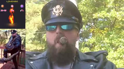 SMOKINsnakeEYEZ online show from 10/19/25, 07:14