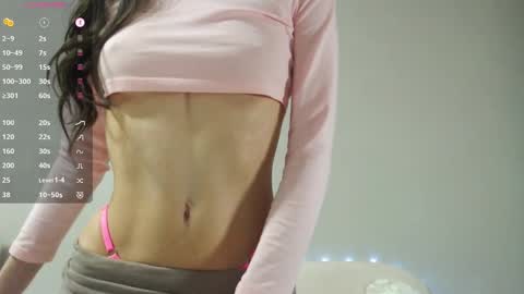 Snapshot of mmmeoww chatting on 03/08/25, 08:14 Ariela online show from 03/08/25, 08:14