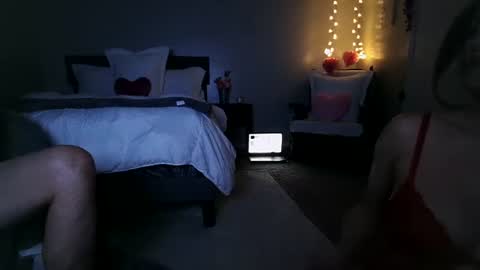 Angel online show from 02/15/25, 06:23