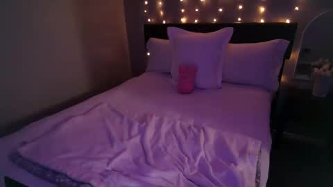 Angel online show from 02/28/26, 11:17