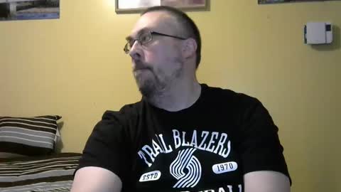 mark online show from 04/27/26, 03:59