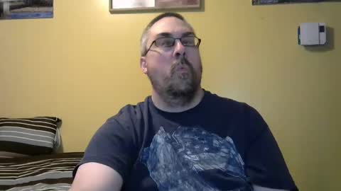mark online show from 05/01/26, 04:39