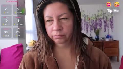 Snapshot of mmsexymm84 chatting on 10/23/25, 11:09 mmsexymm84 online show from 10/23/25, 11:09