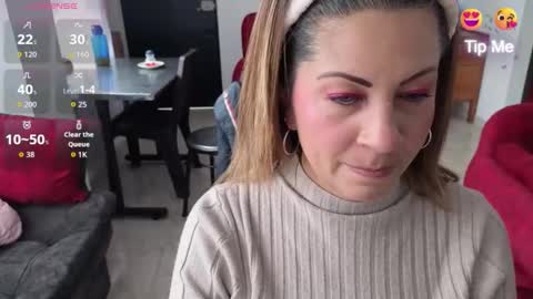 Snapshot of mmsexymm84 chatting on 10/28/25, 12:19 mmsexymm84 online show from 10/28/25, 12:19