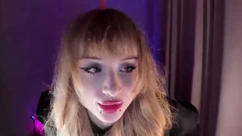 Snapshot of mnepohhh chatting on 02/05/26, 09:19 mnepohhh online show from 02/05/26, 09:19