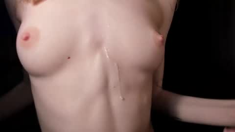 Snapshot of mnepohhh chatting on 04/20/26, 09:49 mnepohhh online show from 04/20/26, 09:49