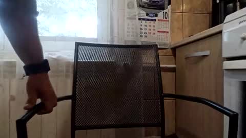 mnew69055770223 online show from 10/21/25, 06:03