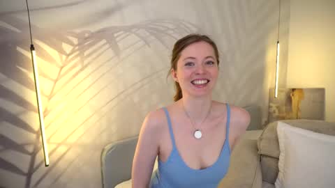 Snapshot of moan_elisa chatting on 05/23/26, 05:12 moan_elisa online show from 05/23/26, 05:12