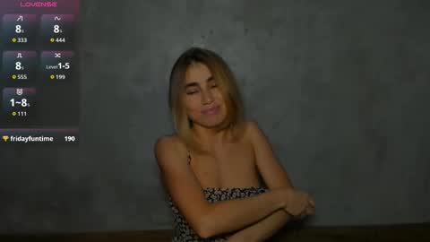 Snapshot of moanamo chatting on 04/10/26, 01:05 Princess Moana online show from 04/10/26, 01:05