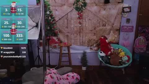 Snapshot of mocha_ chatting on 12/19/24, 02:24 MOCHA JAMES THE NPC online show from 12/19/24, 02:24