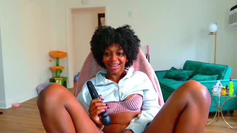 Mocha  BDAY JAN 13  online show from 10/10/25, 04:50