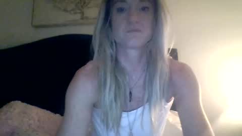 Snapshot of mockingbirds91 chatting on 06/04/26, 05:46 mockingbirds91 online show from 06/04/26, 05:46