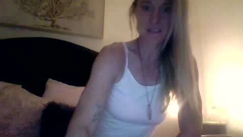 Snapshot of mockingbirds91 chatting on 06/16/26, 07:22 mockingbirds91 online show from 06/16/26, 07:22