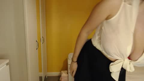 Mockingjay3001 online show from 10/29/25, 05:25