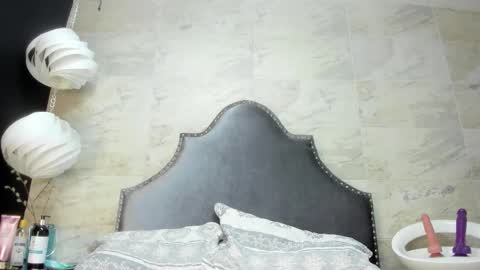 Sophia  online show from 02/05/26, 07:40