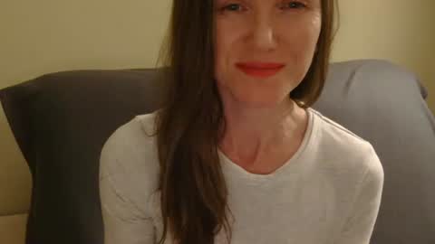 Snapshot of modesta1413 chatting on 03/27/26, 10:31 Aurora online show from 03/27/26, 10:31