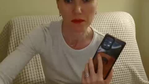 Snapshot of modesta1413 chatting on 04/04/26, 07:55 Aurora online show from 04/04/26, 07:55